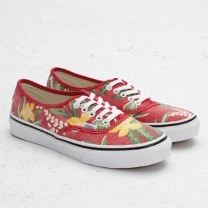 vans hawaiian print shoes